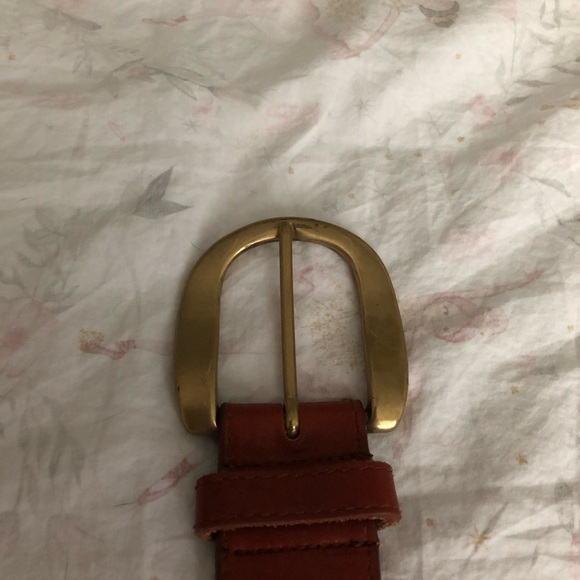 Studio New York, brown leather belt gold / brass rounded buckle 36 in long - Picture 6 of 6